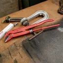 Right-angle pipe wrench, DIN 5234. - 8