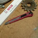 Universal retractable blade knife. - 2